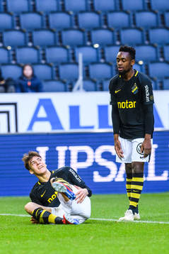 s Adam Ben Lamin och Heradi Rashidi   deppar