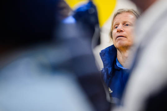 Team manager Stefan Pettersson of Sweden
