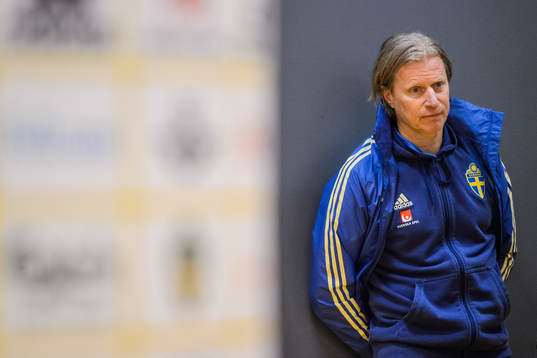 Team manager Stefan Pettersson of Sweden