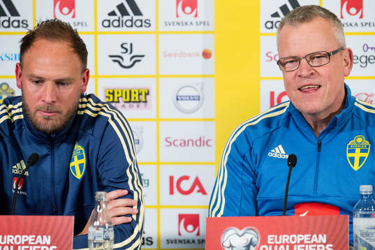 Andreas Granqvist and head coach Janne Andersson of the