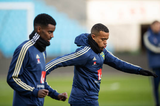 Alexander Isak and Robin Quaison of the Swedish national