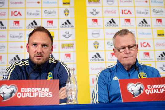 Andreas Granqvist and head coach Janne Andersson of the