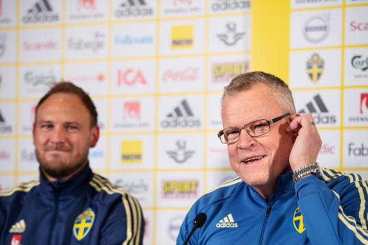 Andreas Granqvist and head coach Janne Andersson of the