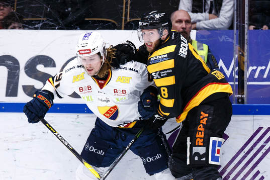 Djurgårdens Axel Jonsson Fjällby och Skellefteås Petter