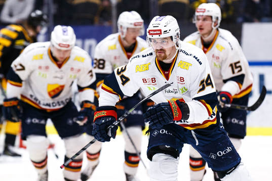 Bläddra bland fler bilder av Ishockey, SHL, kvartsfinal 2, Skellefteå - Djurgården