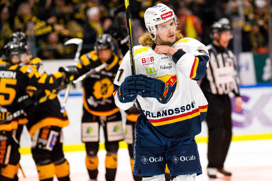 Djurgårdens Axel Jonsson Fjällby deppar