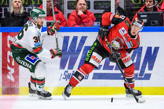 Frölundas Brandon Gormley och Malmö Redhawks Emil
