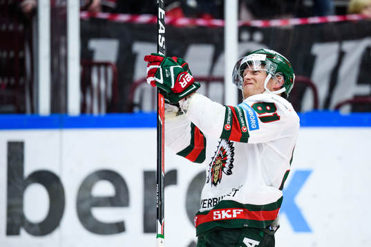 Frölundas Ryan Lasch jublar