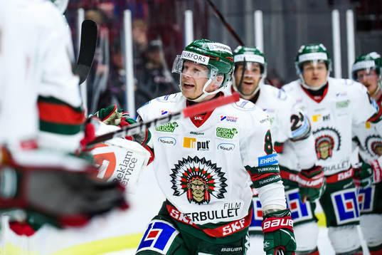 Frölundas Ryan Lasch jublar