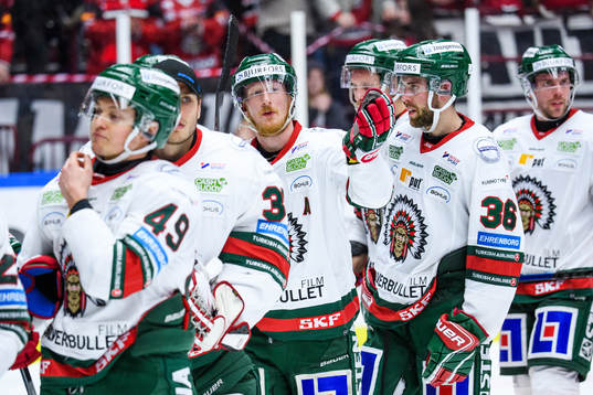 Frölundas Simon Hjalmarsson och Brandon Gormley deppar