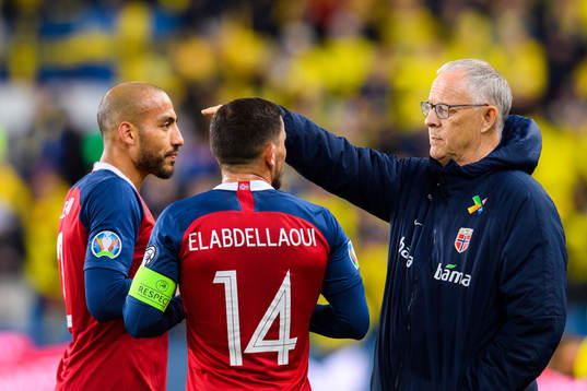 Lars Lagerbäck, head coach of Norway talks with Haitam