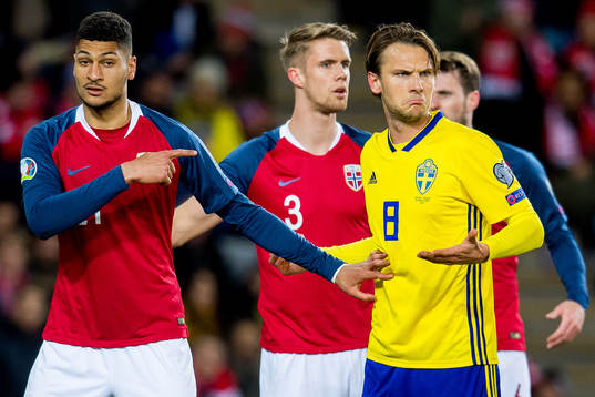 Bjørn Maars Johnsen of Norway and Albin Ekdal of Sweden