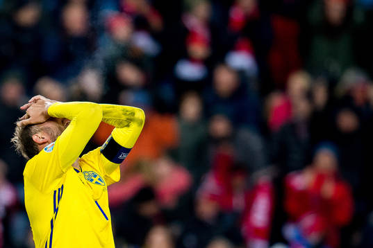 Andreas Granqvist of Sweden reacts