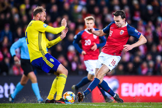 Andreas Granqvist of Sweden and Ole Kristian Selnæs of
