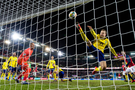 Bläddra bland fler bilder av Football, UEFA Euro Qualifier, Norway - Sweden