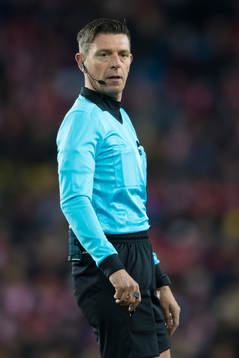 Referee Gianluca Rocchhi