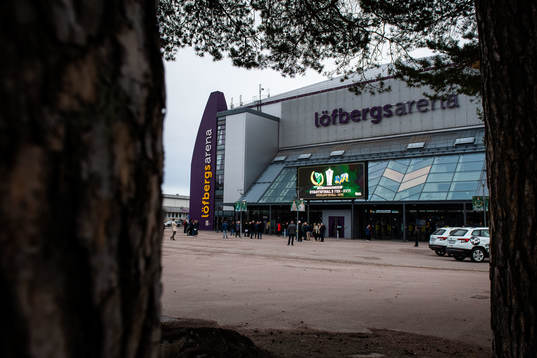 Exteriör på Löfbergs Arena