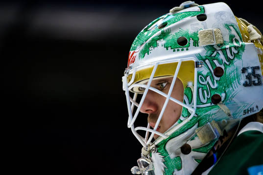 Färjestads målvakt Adam Werner