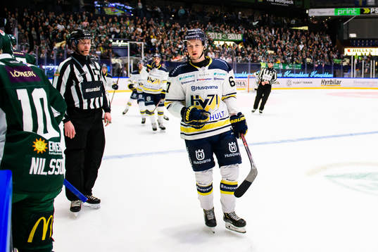 s Christoffer Törngren jublar