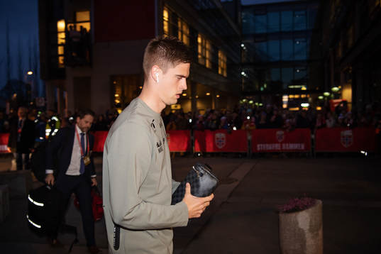 Markus Henriksen of Norway arrives to the arena