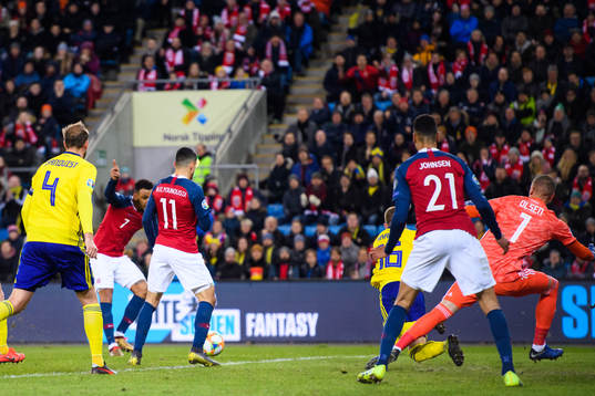 Joshua King plays up to Joshua King of Norway that scores