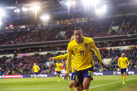 Robin Quaison of Sweden celebrates