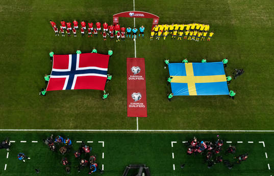 Players of Norway and of Sweden