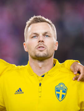 Sebastian Larsson of Sweden