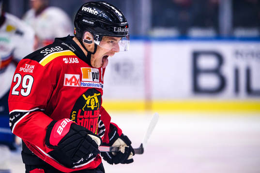 Luleås Erik Gustafsson reagerar