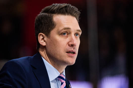 Växjös tränare Sam Hallam