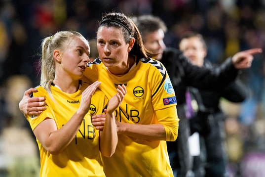 Emilie Marie Woldvik and Isabell Bachor of LSK Kvinner