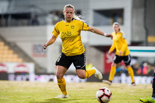 Therese Sessy Åsland of LSK Kvinner