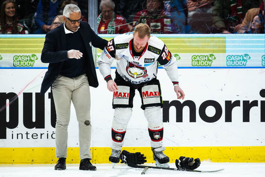 Malmö Redhawks Jens Olsson lämnar isen