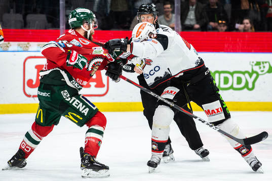 Frölundas Jonathan Sigalet och Malmö Redhawks Lars