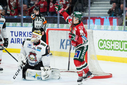 Frölundas Patrik Carlsson jublar