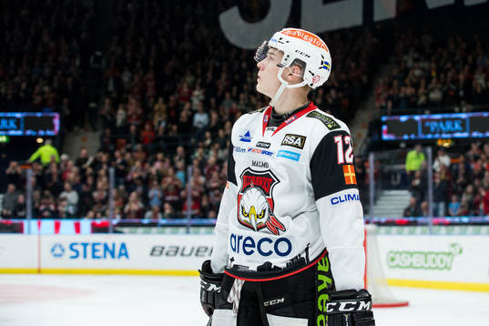 Malmö Redhawks Linus Cronholm deppar