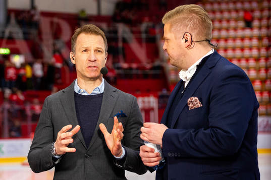 cmore kommentatorer Mike Helber och Lars Lindberg