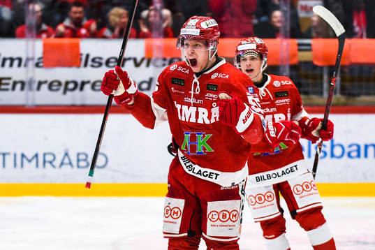 Timrås Vilmos Gallo jublar
