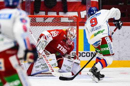 Oskarshamns Janne Kivilahti gör 2-3