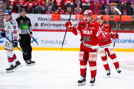 Timrås Vilmos Gallo jublar