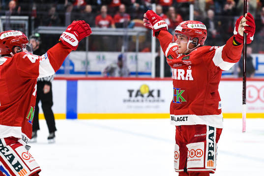 Timrås Marcus Hardegård jublar
