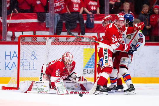 Timrås målvakt Niklas Svedberg och Andreas Molinder