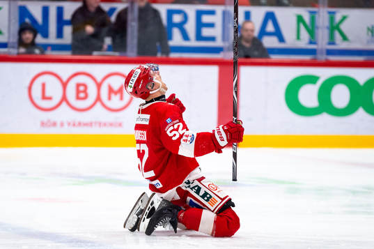 Timrås Johannes Salmonsson jublar