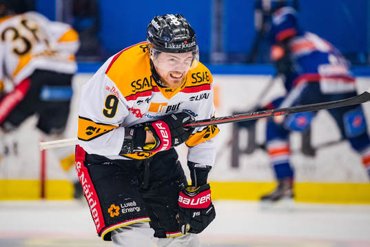 Luleås Johan Forsberg har ont