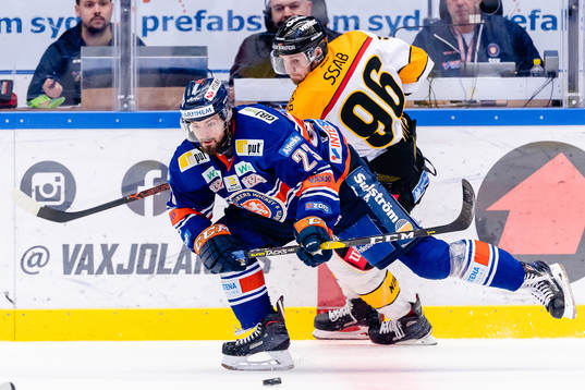 Växjös Roman Horak jagas av Luleås Robin Kovacs
