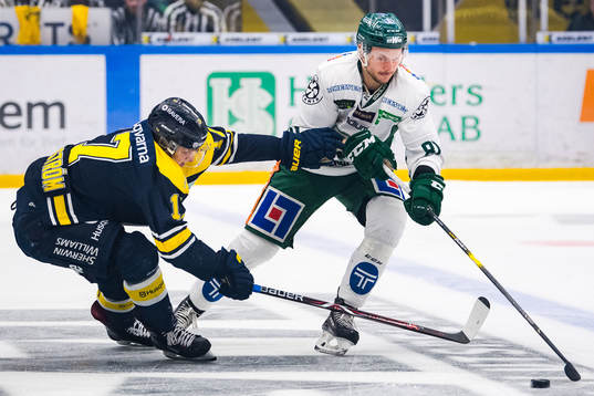 s Isac Brännström och Färjestads Theodor Lennström