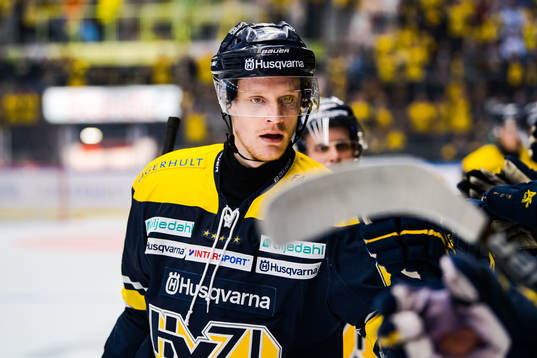 s Anton Bengtsson jublar