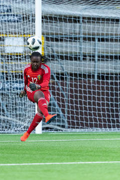 Sveriges målvakt Angel Mukasa