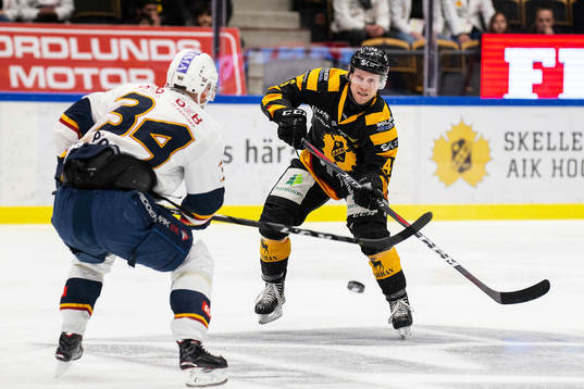 Djurgårdens Daniel Brodin och Skellefteås Mathis Olimb