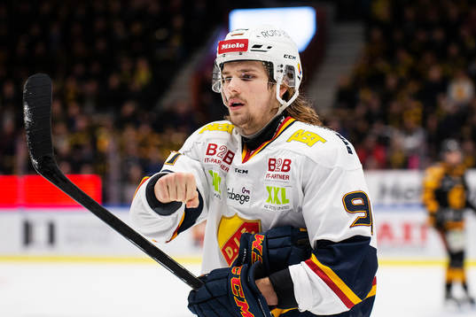 Djurgårdens Axel Jonsson Fjällby jublar